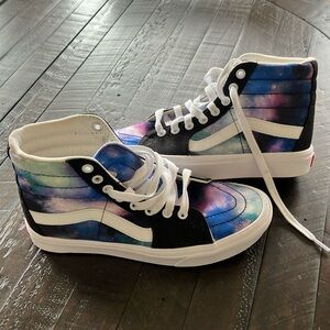 Vans High-Top Sneakers in Tie-Dye